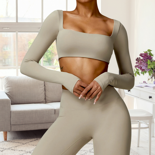 Tracksuit with sleeves 