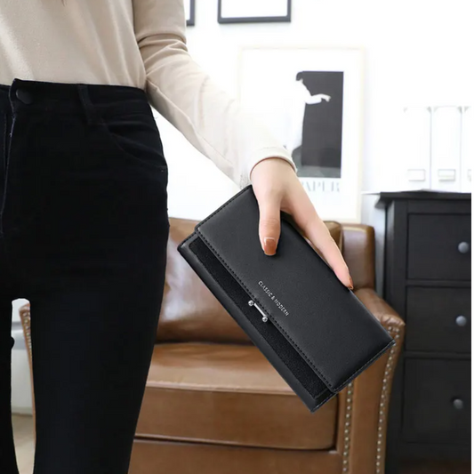 Classic &amp; modern wallets 