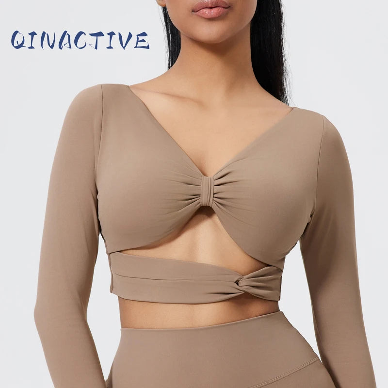 QINACTIVE Women's Nylon Top Yoga long sleeved T-shirt detachable chest cushion tight pleated sports top waist tight yoga top