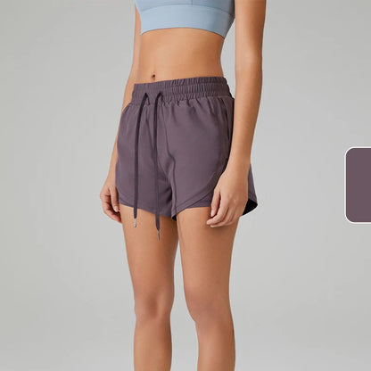 Elastic yoga shorts
