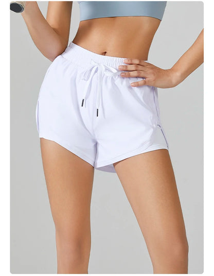 Elastic yoga shorts
