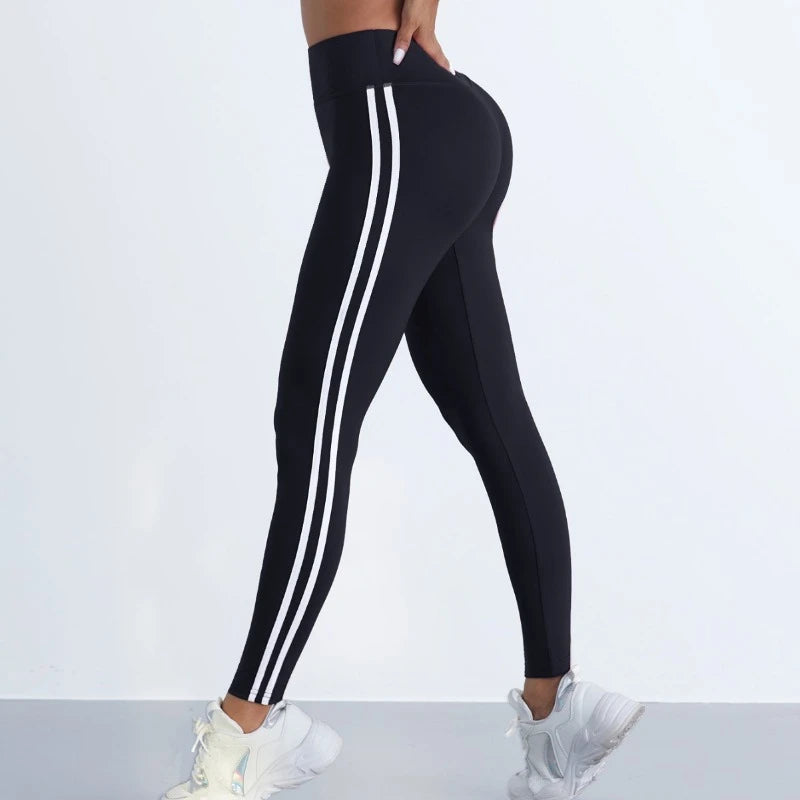 Pantalons fins à rayures