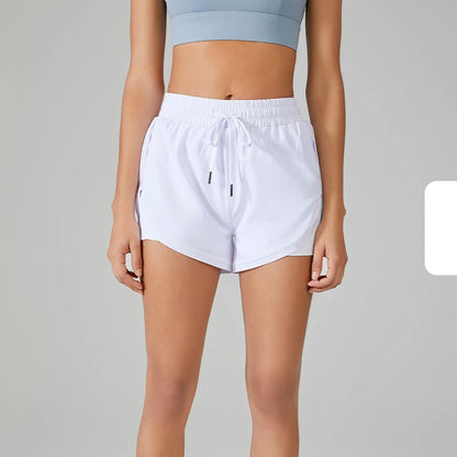Elastic yoga shorts